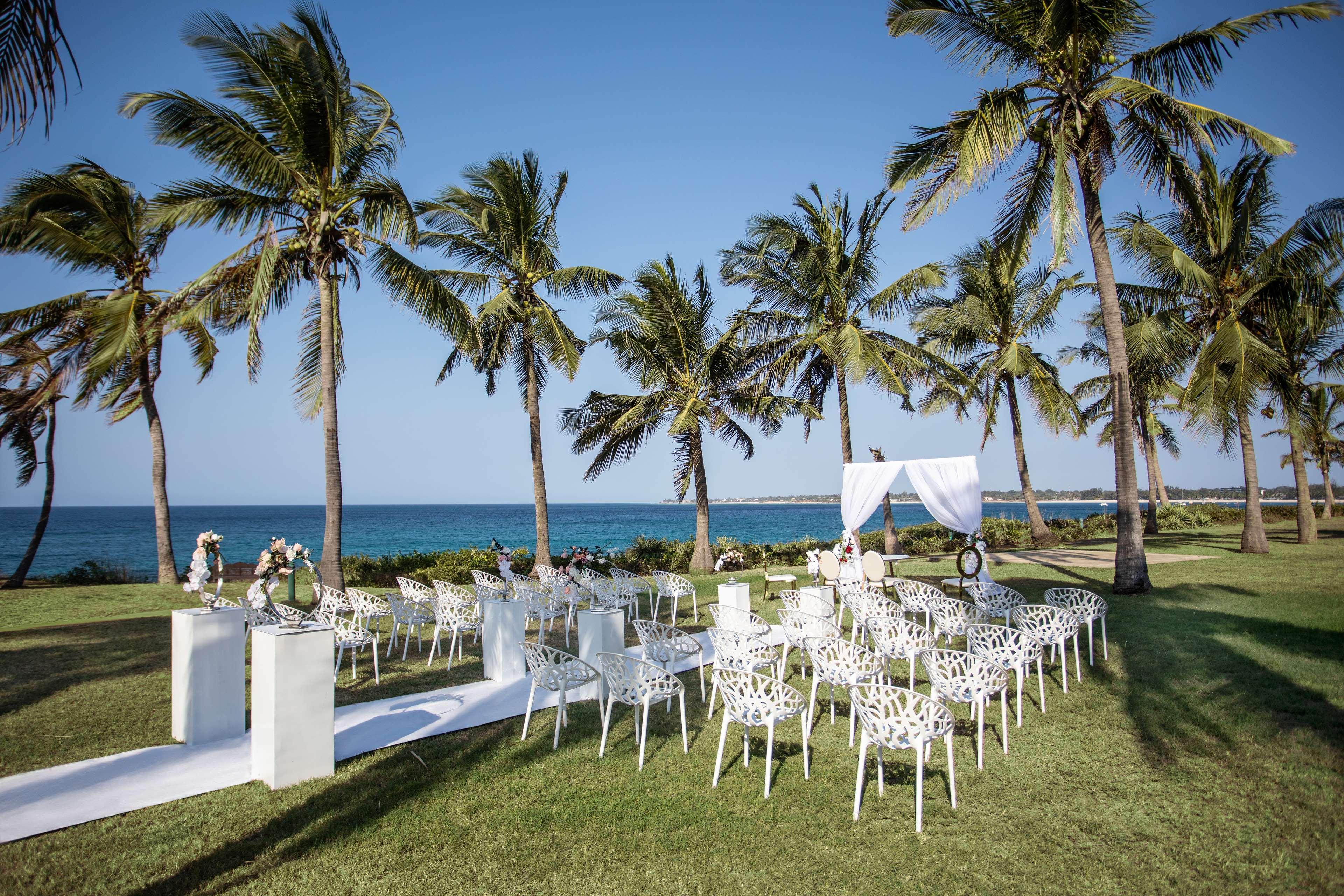 Avani Pemba Beach Hotel Exterior photo