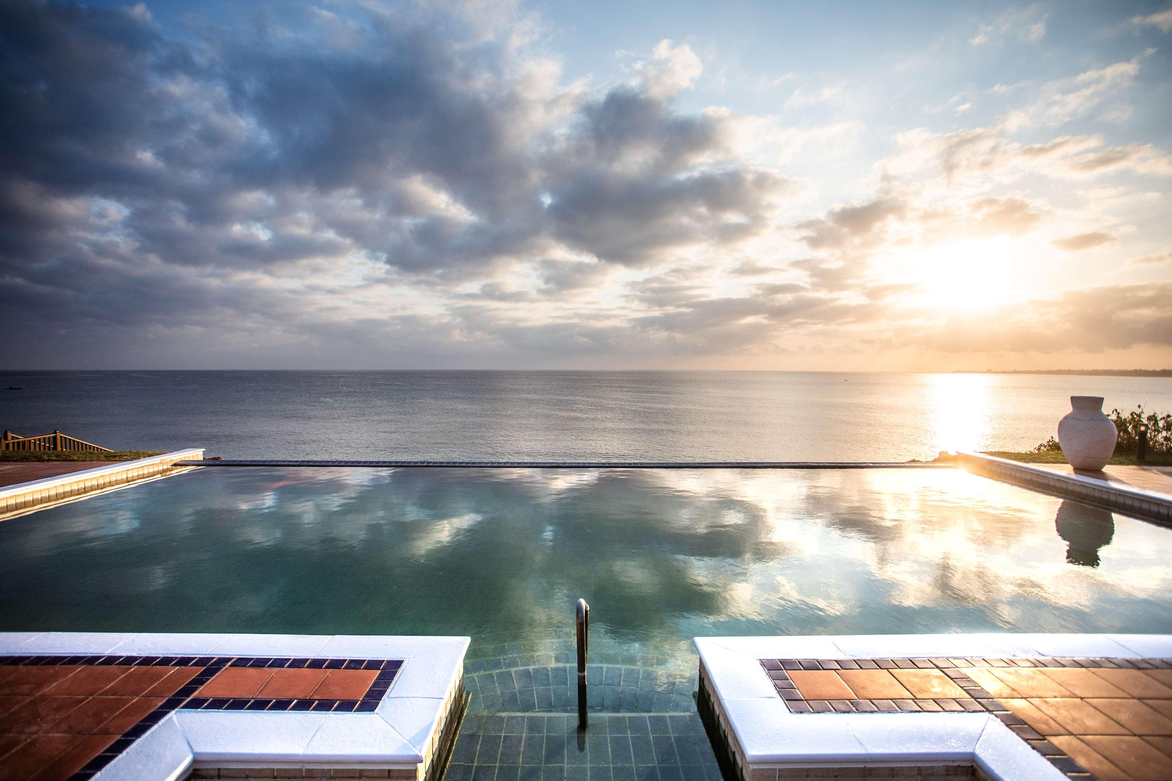 Avani Pemba Beach Hotel Exterior photo